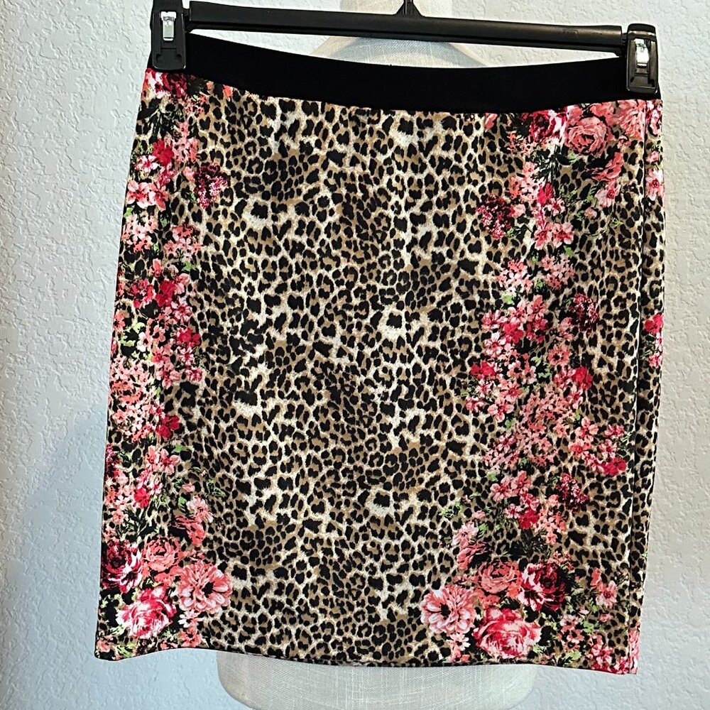 NY COLLECTION Leopard & Floral Pull-On Pencil Skirt - Large - Picture 3 of 4
